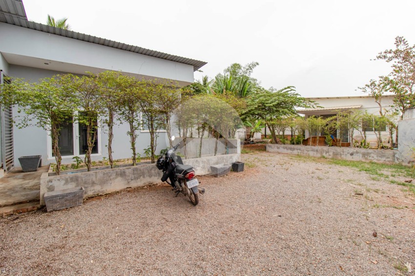 3 Bedroom House Compound For Rent - Sangkat Siem Reap, Siem Reap