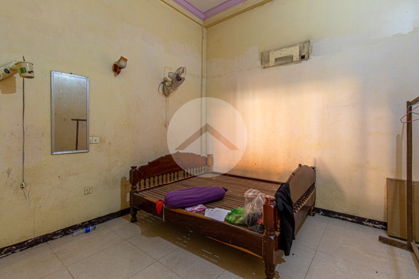 1 Bedroom Commercial House For Sale - Kouk Chak, Siem Reap