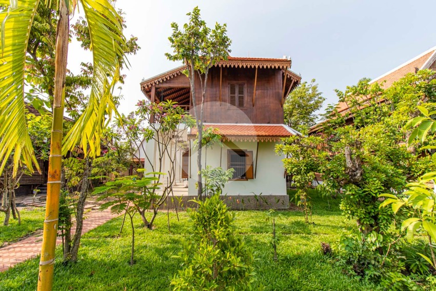 4 Bedroom Wooden Villa For Rent - Slor Kram, Siem Reap