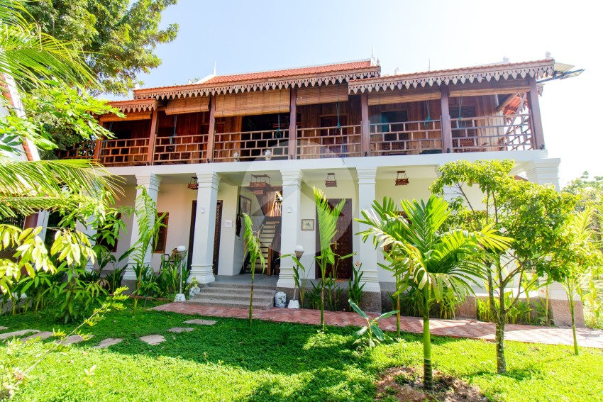 4 Bedroom Wooden Villa For Rent - Slor Kram, Siem Reap