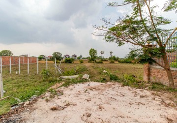 155 Sqm Residential Land For Sale - Prasat Bakong, Siem Reap thumbnail
