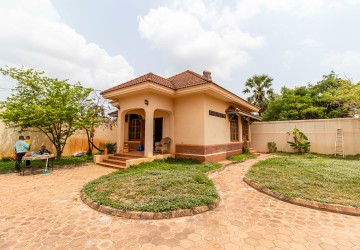 9 Bedroom French Villa For Sale - Sra Ngae, Siem Reap thumbnail