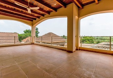 9 Bedroom French Villa For Sale - Sra Ngae, Siem Reap thumbnail