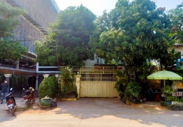 3 Bedroom House For Sale - Svay Dangkum, Siem Reap thumbnail