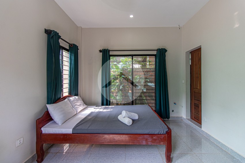 11 Bedroom Guesthouse For Rent - Slor Kram, Siem Reap
