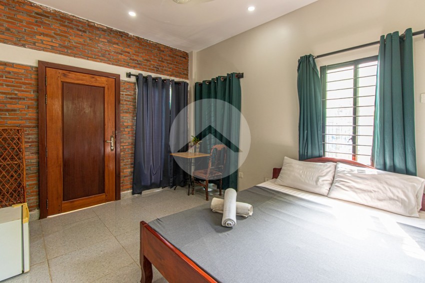 11 Bedroom Guesthouse For Rent - Slor Kram, Siem Reap