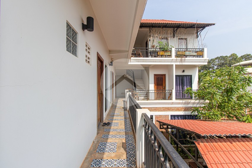 11 Bedroom Guesthouse For Rent - Slor Kram, Siem Reap
