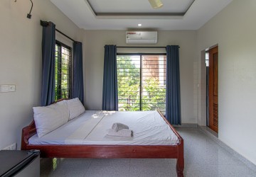 11 Bedroom Guesthouse For Rent - Slor Kram, Siem Reap thumbnail