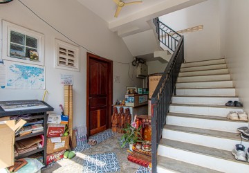 11 Bedroom Guesthouse For Rent - Slor Kram, Siem Reap thumbnail