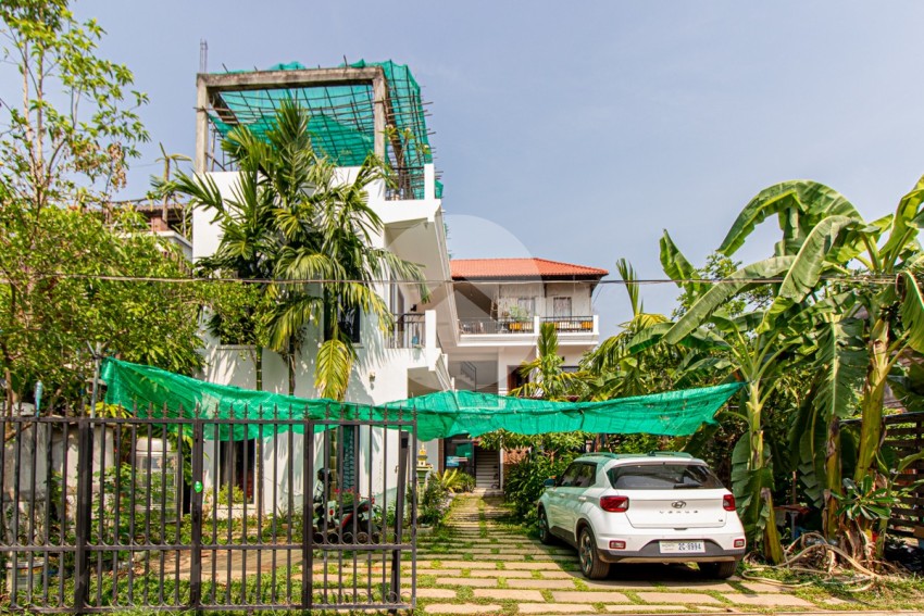 11 Bedroom Guesthouse For Rent - Slor Kram, Siem Reap