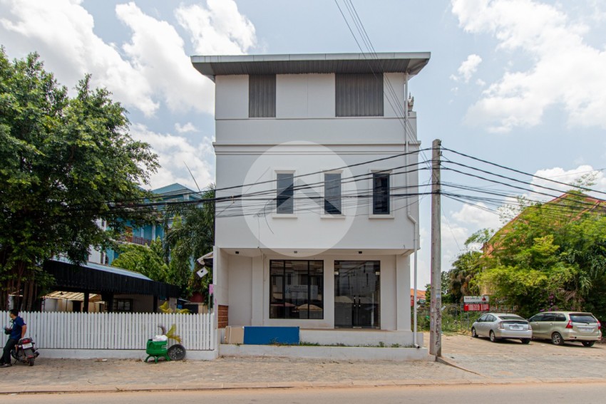 3 Bedroom Commercial Shophouse For Rent - Svay Dangkum, Siem Reap