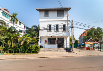 3 Bedroom Shophouse For Rent - Svay Dangkum, Siem Reap thumbnail