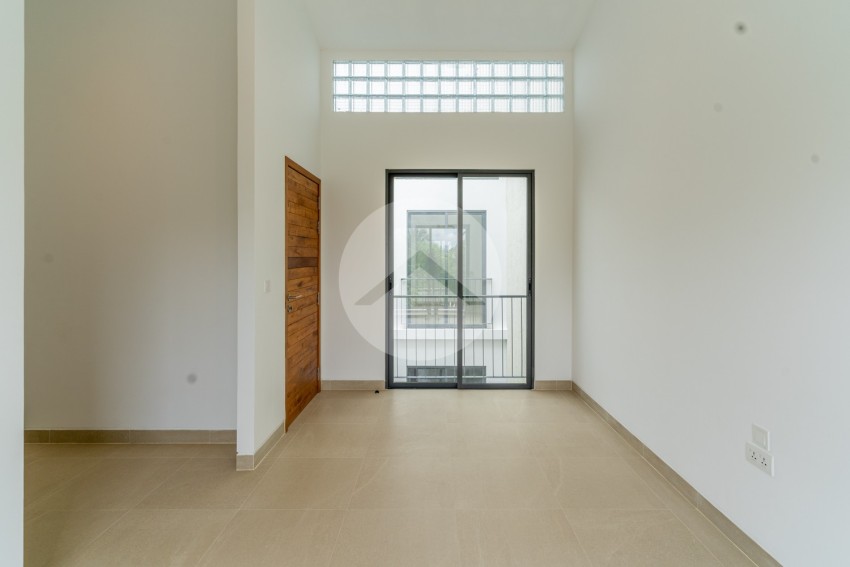 4 Bedroom Luxury Townhouse Type M For Sale - Veal Sbov, Phnom Penh