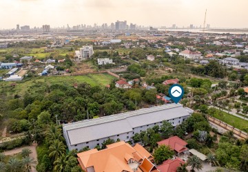 7 Bedroom Luxury Corner Villa For Sale - Veal Sbov, Phnom Penh thumbnail