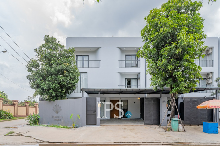 7 Bedroom Luxury Corner Villa For Sale - Veal Sbov, Phnom Penh