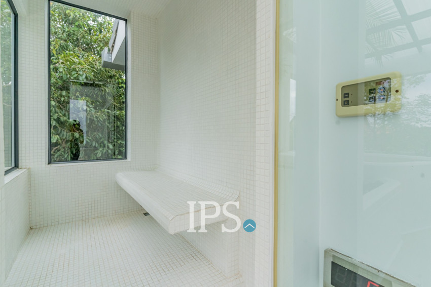 7 Bedroom Luxury Corner Villa For Sale - Veal Sbov, Phnom Penh