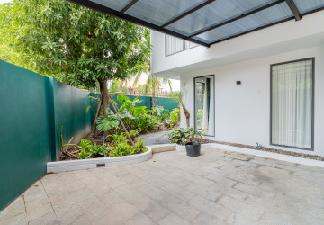 7 Bedroom Luxury Corner Villa For Sale - Veal Sbov, Phnom Penh thumbnail