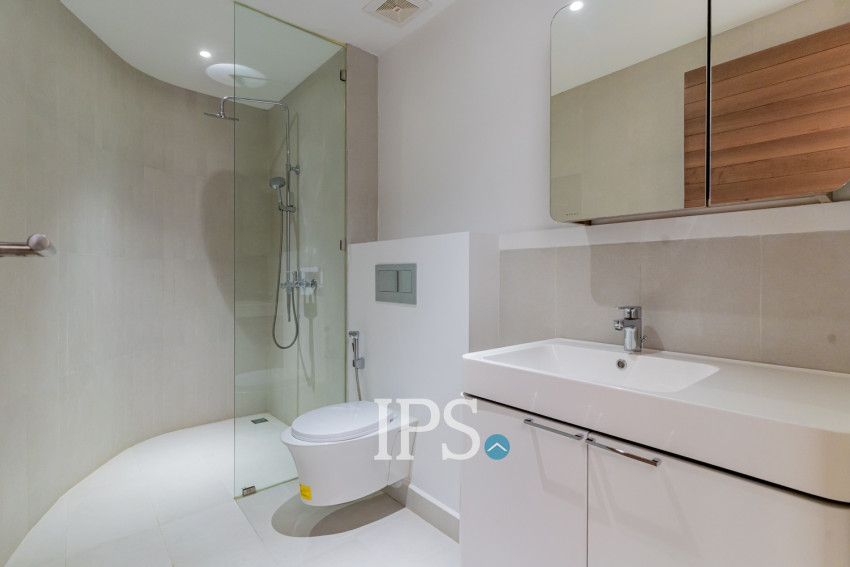 7 Bedroom Luxury Corner Villa For Sale - Veal Sbov, Phnom Penh