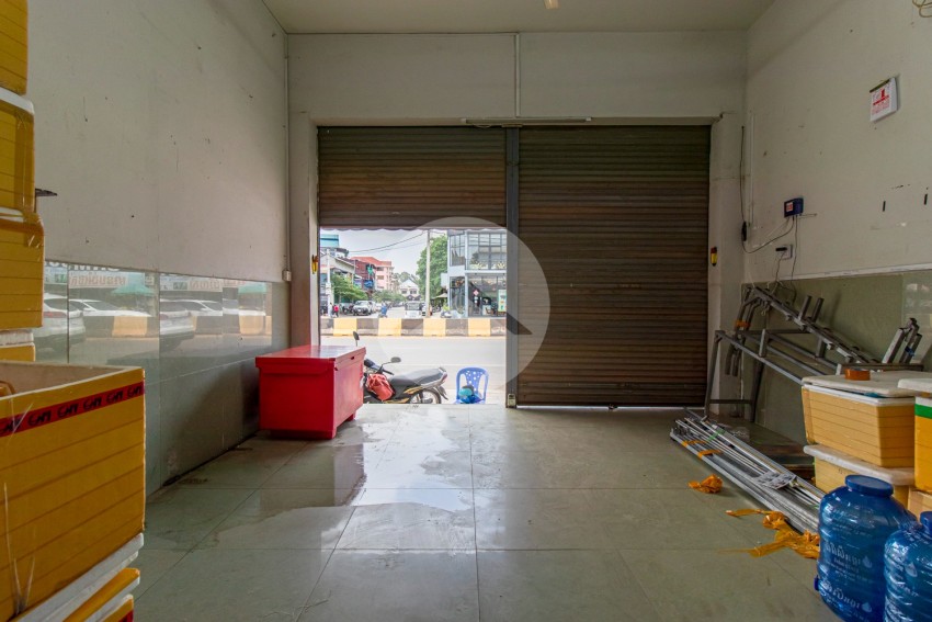 66 Sqm Shop For Sale - National Road 6, Slor Kram, Siem Reap