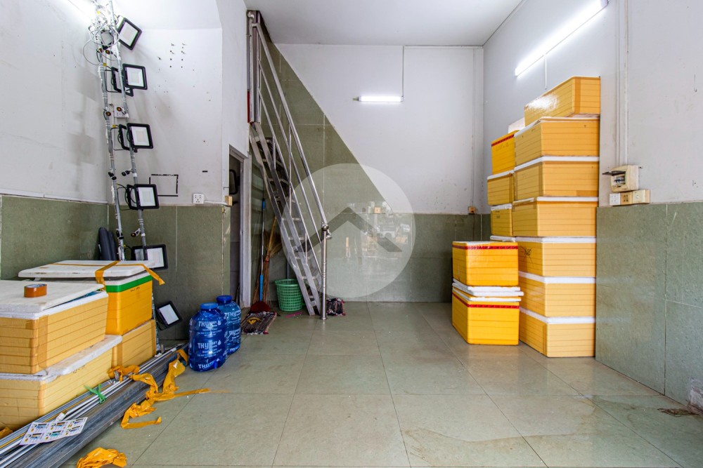66 Sqm Shop For Sale - National Road 6, Slor Kram, Siem Reap - Image 4