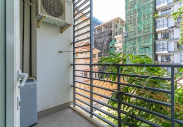 2 Bedroom Serviced Apartment For Rent - Chakto Mukh, Phnom Penh thumbnail