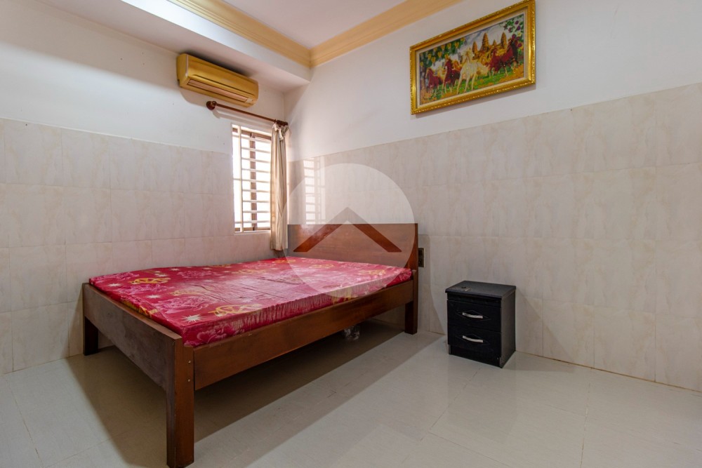 9 Bedroom Guesthouse For Rent - Svay Dangkum, Siem Reap - Image 6