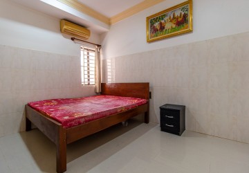 9 Bedroom Guesthouse For Rent - Svay Dangkum, Siem Reap thumbnail