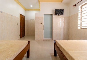 9 Bedroom Guesthouse For Rent - Svay Dangkum, Siem Reap thumbnail