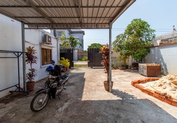 9 Bedroom Guesthouse For Rent - Svay Dangkum, Siem Reap thumbnail