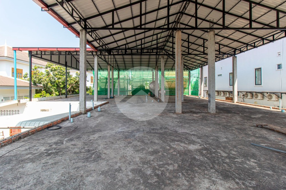 9 Bedroom Guesthouse For Rent - Svay Dangkum, Siem Reap - Image 17