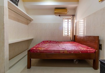 9 Bedroom Guesthouse For Sale - Svay Dangkum, Siem Reap thumbnail