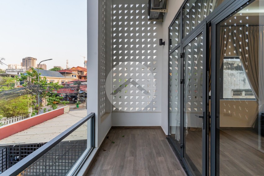 4 Bedroom Townhouse For Rent - Boeung Trabek, Phnom Penh