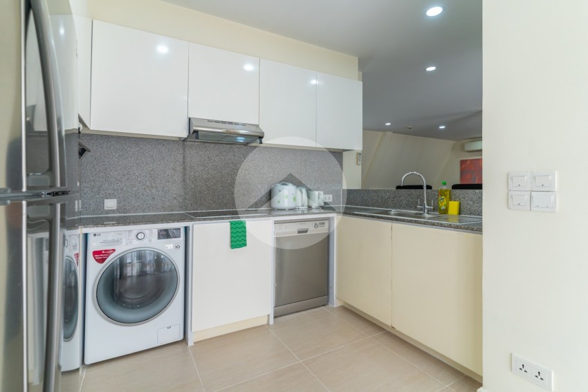 4 Bedroom Serviced Apartment For Rent - Wat Phnom, Phnom Penh