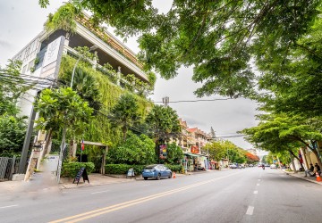 12 Room Hotel For Sale - Boeung Kak 2, Phnom Penh thumbnail