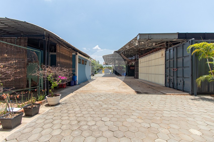 1,800 Sqm Warehouse For Rent - Slor Kram, Siem Reap