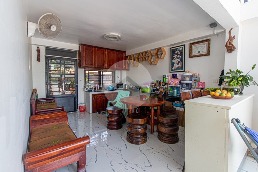 2 Bedroom Shophouse For Rent - Slor Kram, Siem Reap