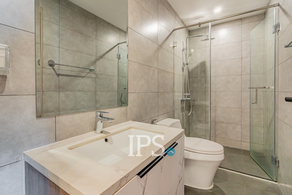 2 Bedroom Serviced Apartment For Rent - BKK1, Phnom Penh - Image 13
