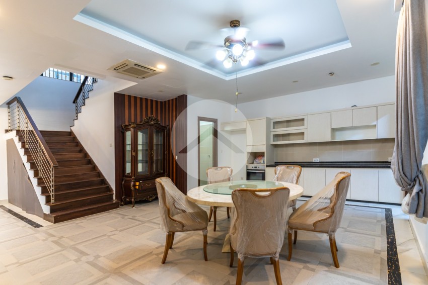 4 Bedroom Villa For Rent - Residence 90, Srah Chork, Phnom Penh