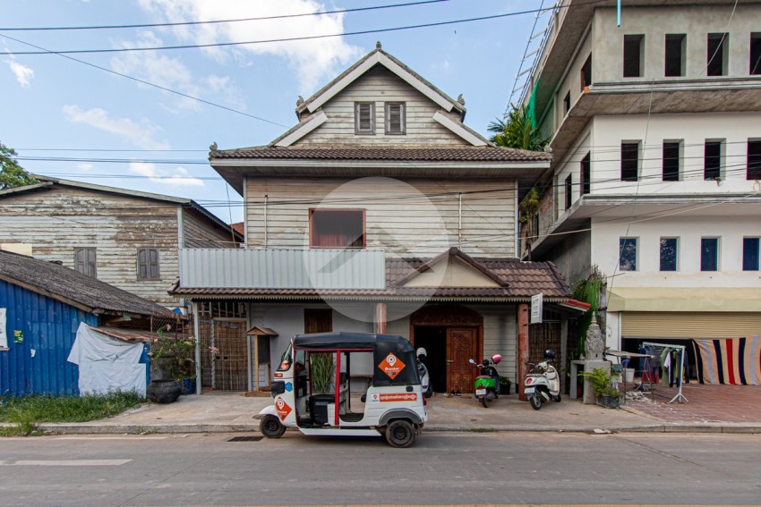 ផ្ទះឈើ 3 បន្ទប់គេង សម្រាប់លក់ - សង្កាត់សាលាកំរើក, ក្រុងសៀមរាប