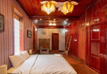 3 Bedroom Wooden House For Sale - Sala Kamreuk, Siem Reap thumbnail