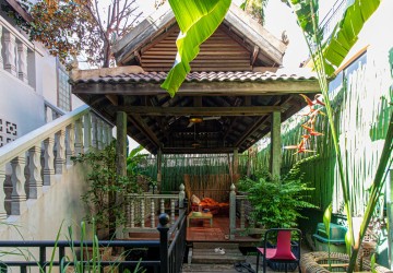 3 Bedroom Wooden House For Sale - Sala Kamreuk, Siem Reap thumbnail