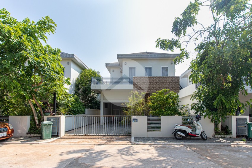 3 Bedroom Villa For Sale - Sra Ngae, Siem Reap