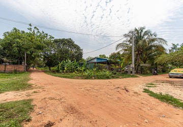 800 Sqm Residential Land For Sale - Slor Kram, Siem Reap thumbnail