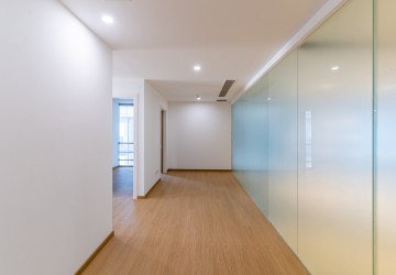 102 Sqm Office Space For Rent - 7 Makara, Phnom Penh thumbnail