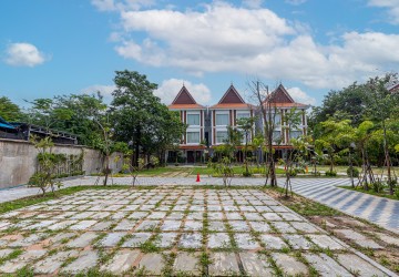 2 Bedroom Apartment For Rent - Slor Kram, Siem Reap thumbnail