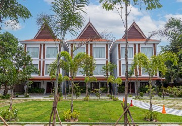 2 Bedroom Apartment For Rent - Slor Kram, Siem Reap thumbnail