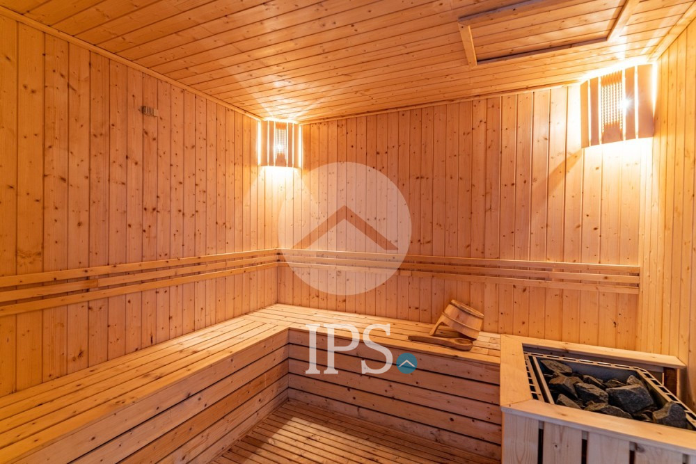 2 Bedroom Condo For Rent - The Penthouse, Tonle Bassac, Phnom Penh - Image 24