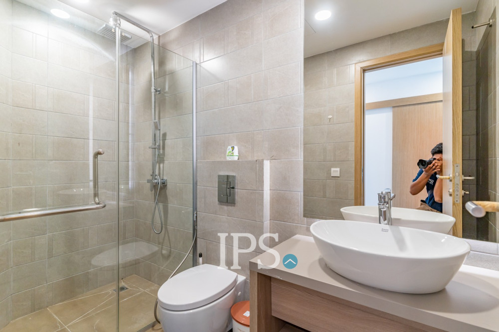 2 Bedroom Condo For Rent - The Penthouse, Tonle Bassac, Phnom Penh - Image 15