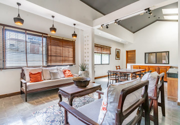 3 Bedroom Townhouse For Rent - Tonle Bassac, Phnom Penh thumbnail