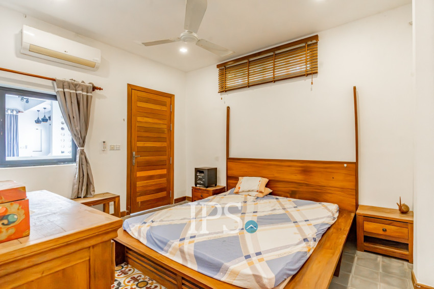 3 Bedroom Townhouse For Rent - Tonle Bassac, Phnom Penh